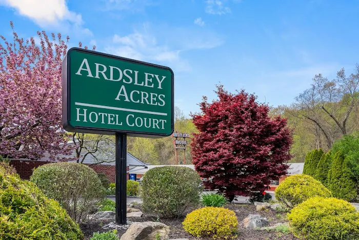 Ardsley Acres Hotel Court Picture 10