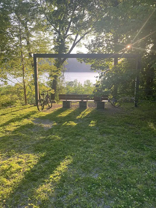 Riverview Park Picture 7