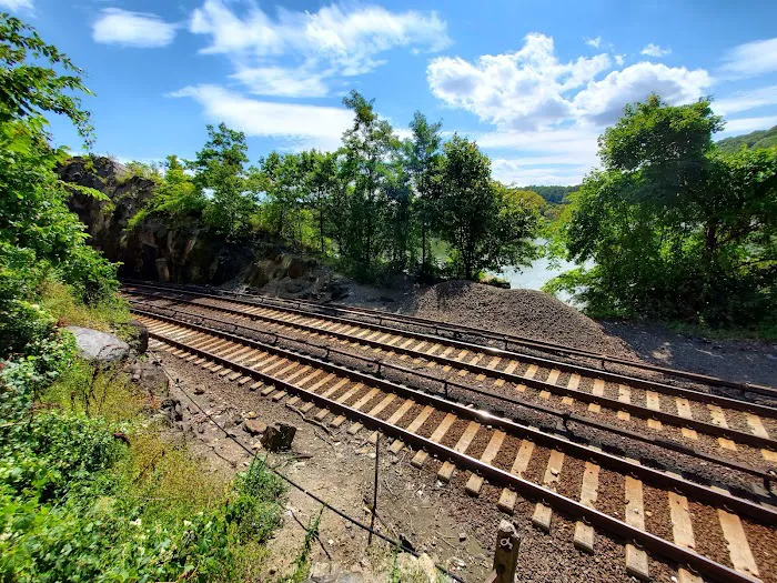 Spuyten Duyvil Shorefront Park Picture 5
