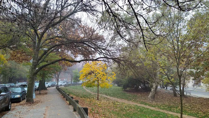 Isham Park Picture 3