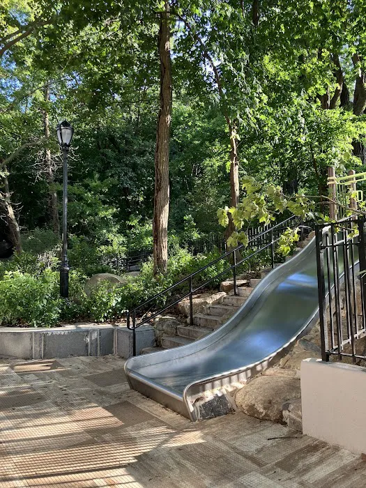 Dyckman Rest Picture 1