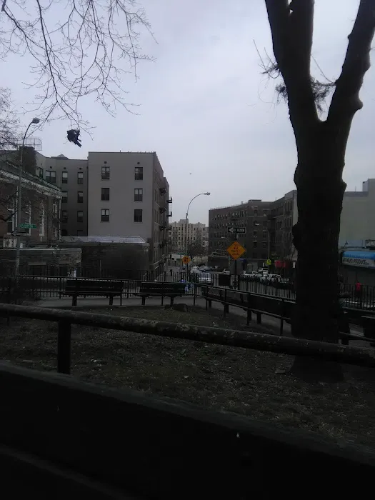 Featherbed Triangle Picture 6