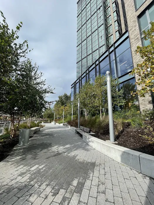 Bankside Park Picture 1