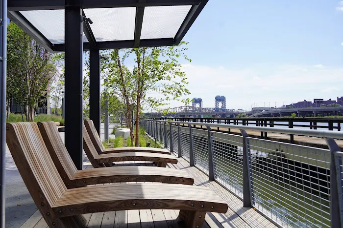 Bankside Park South Picture 3