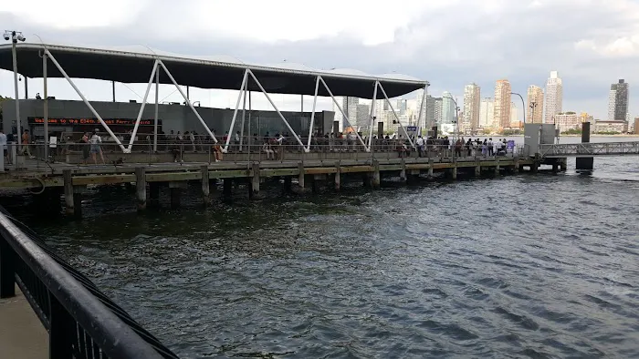 Pier 107 CVII Picture 10