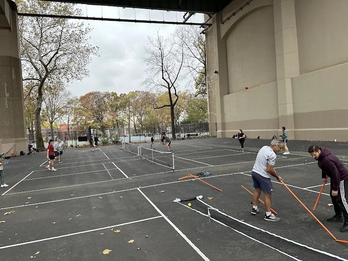 Triborough Bridge Playground A Picture 2