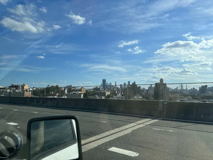 Triborough Bridge Playground A Picture 3