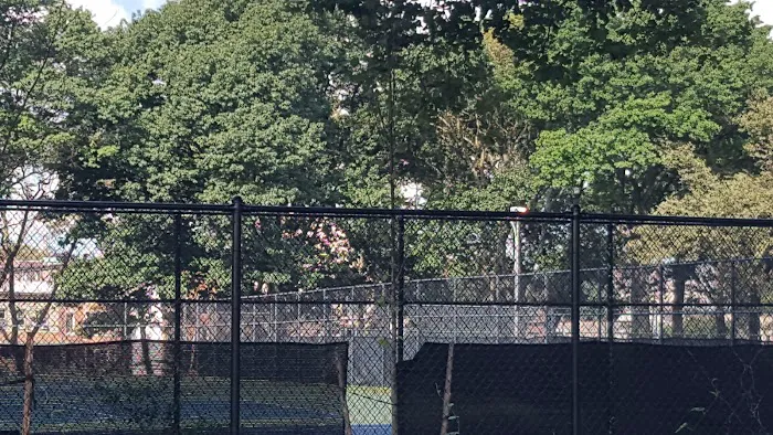 Triborough Bridge Playground A Picture 10