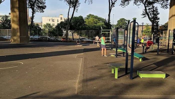 Triborough Bridge Playground A Picture 8
