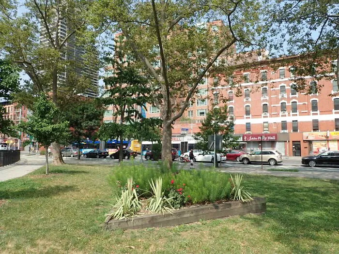 Triboro Plaza Picture 9