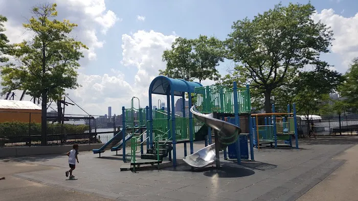 Hallets Cove Playground Picture 6