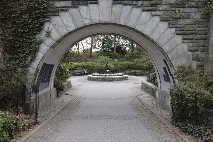 Carl Schurz Park Picture 9