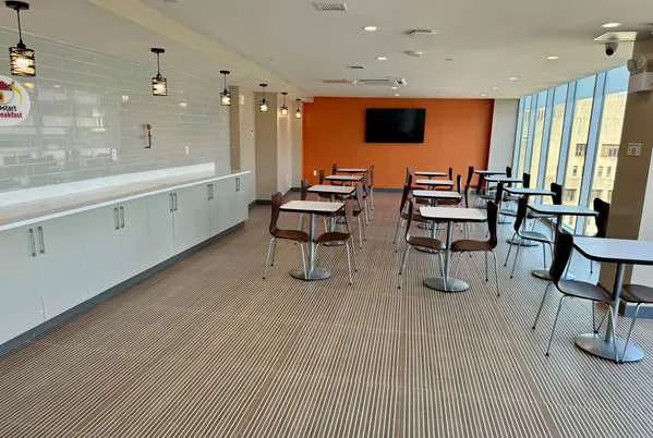 Super 8 by Wyndham Bronx Near Stadium Picture 7