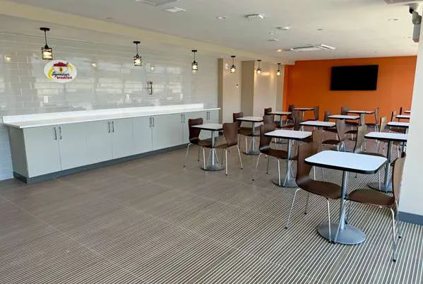 Super 8 by Wyndham Bronx Near Stadium Picture 10