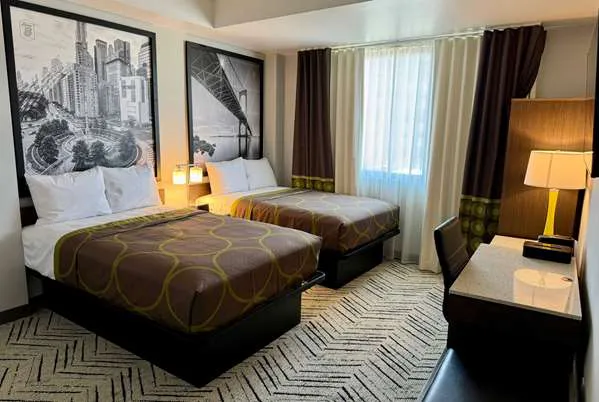 Super 8 by Wyndham Bronx Near Stadium Picture 9