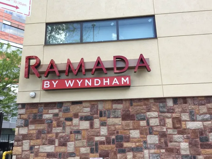 Ramada by Wyndham Bronx Picture 4