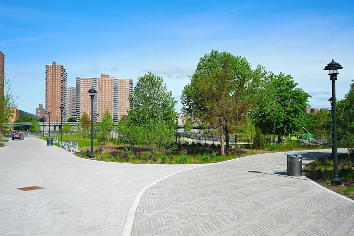 Mill Pond Park Picture 4