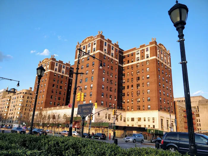 Lou Gehrig Plaza Picture 6