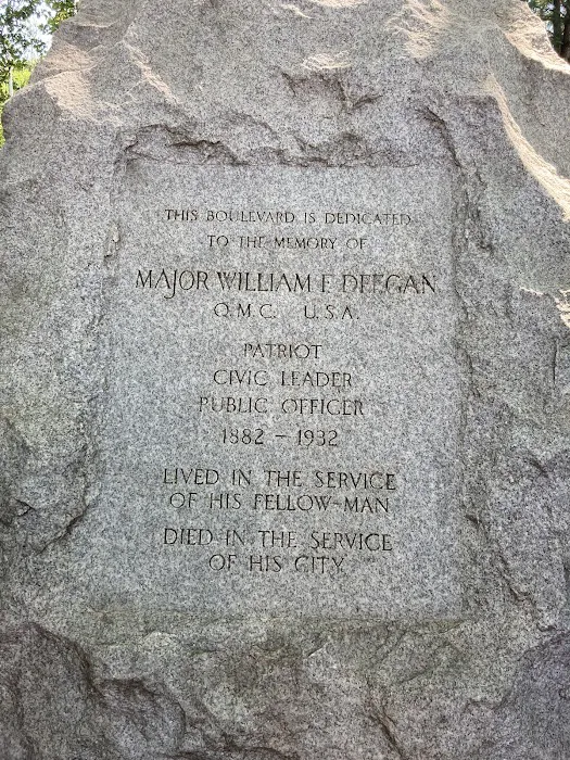 Deegan Rock Picture 9