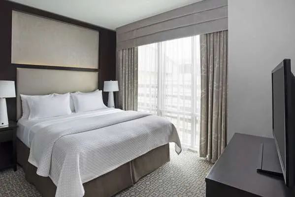 Cambria Hotel White Plains - Downtown Picture 7