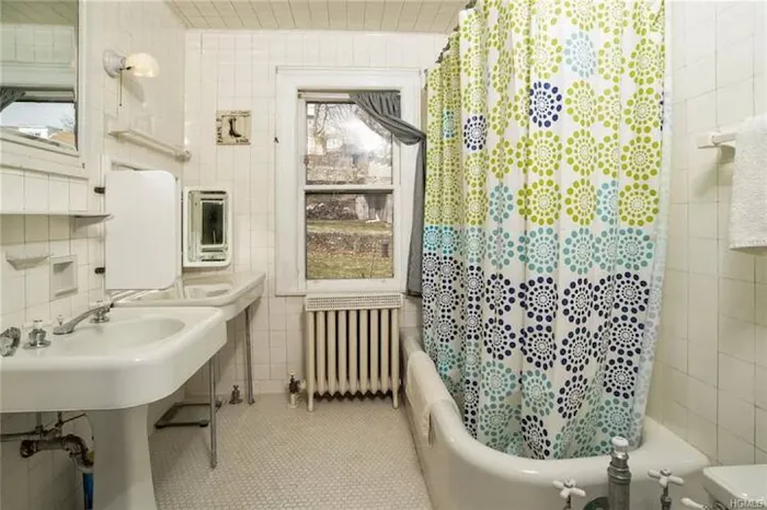 Cozy Homeva Chatterton WP Picture 3