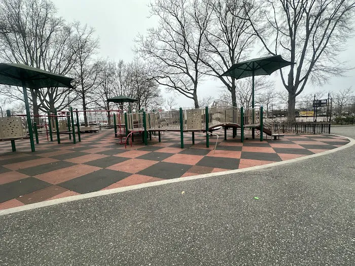 Lindower Park Picture 1