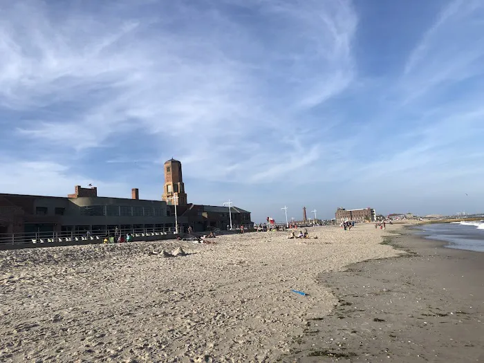 Jacob Riis Park (Gateway National Recreation Area) Picture 2