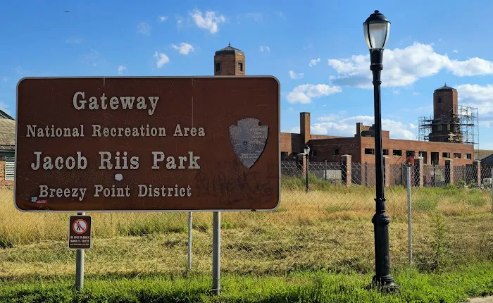 Jacob Riis Park Picture 7