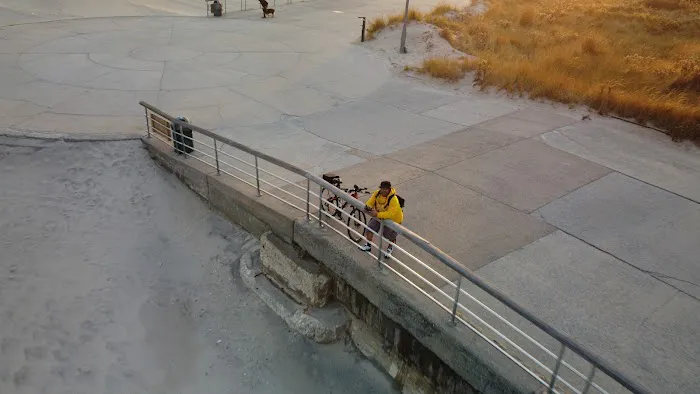 Jacob Riis Park Picture 3