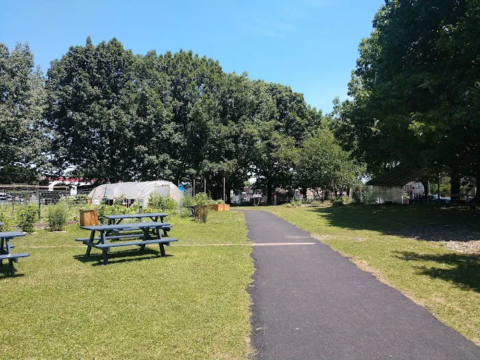 Fidler-Wyckoff House Park Picture 5