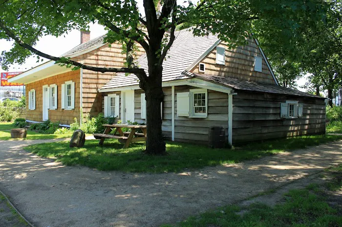 Fidler-Wyckoff House Park Picture 6