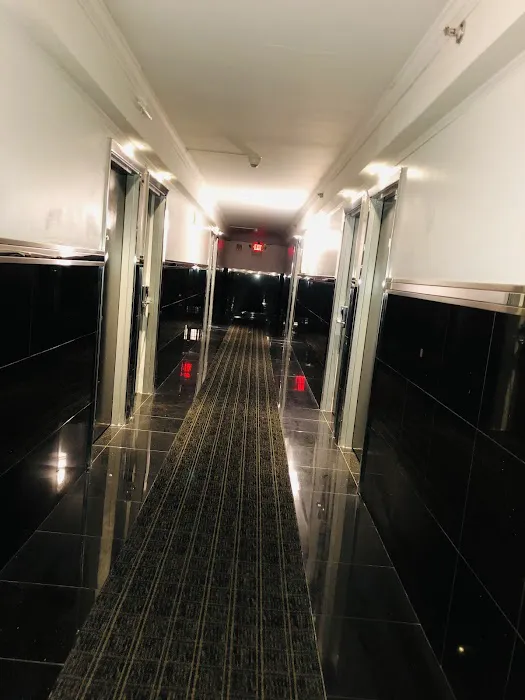 Essence Hotel Brooklyn - Marine Park Picture 1