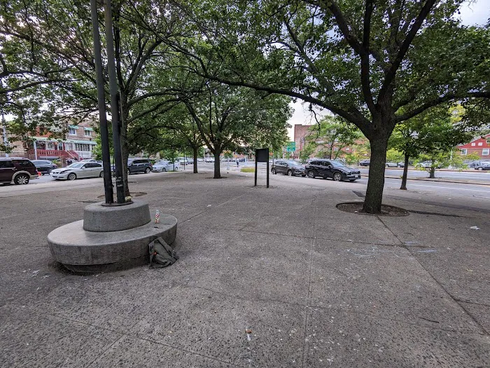 Linden Sitting Area Picture 1
