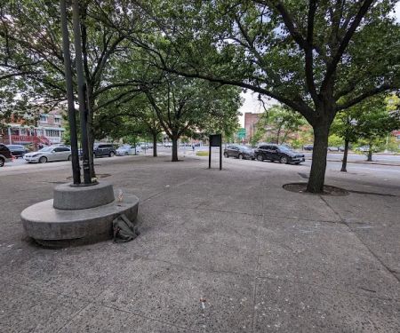 Linden Sitting Area