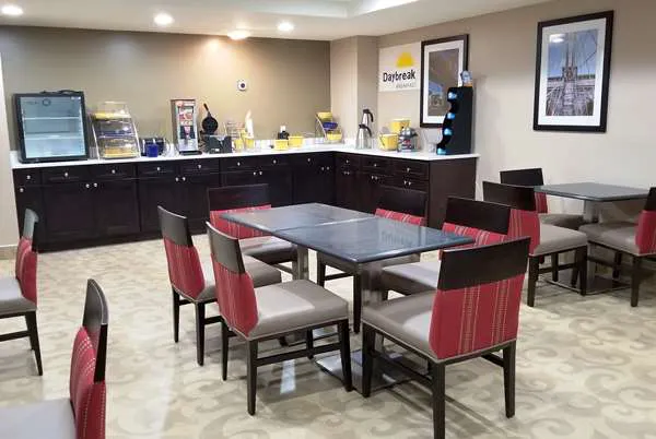 Days Inn by Wyndham Brooklyn Marine Park Picture 6