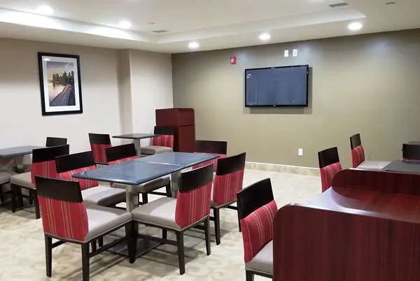Days Inn by Wyndham Brooklyn Marine Park Picture 5