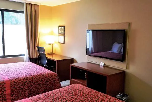 Days Inn by Wyndham Brooklyn Marine Park Picture 2