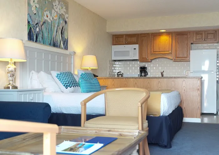 Beachcomber Resort Picture 10
