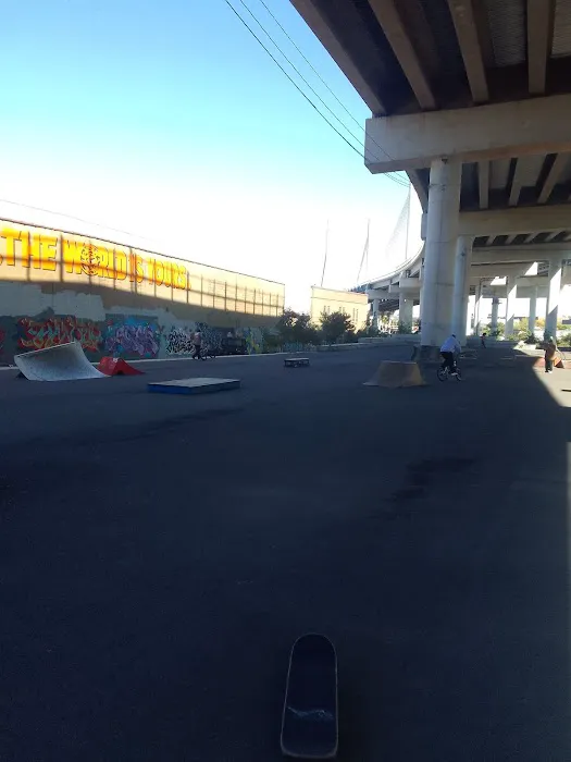 Skate Park Picture 10