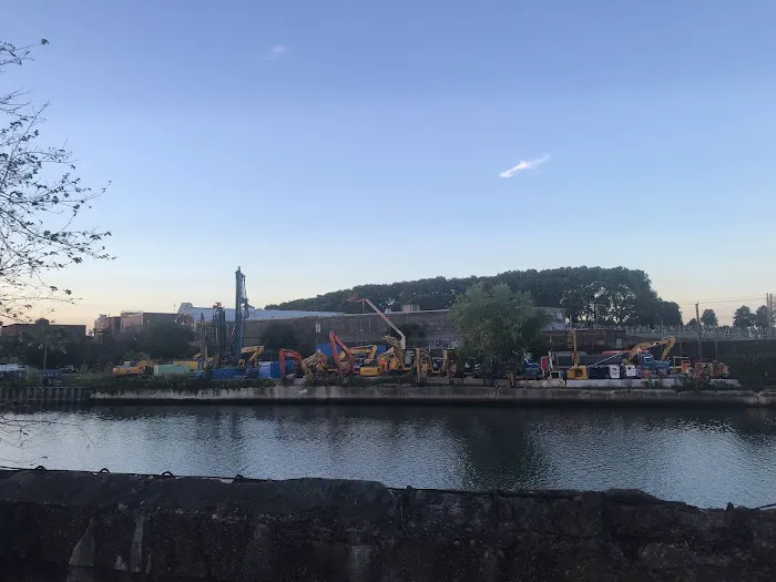 Penny Bridge Picture 2
