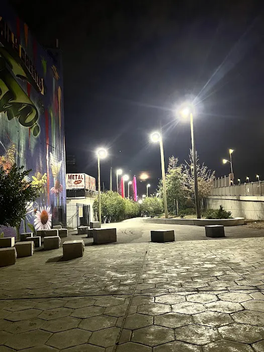 Under the ‘K’ Bridge Park Picture 2