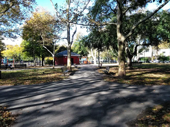 Cooper Park Picture 3