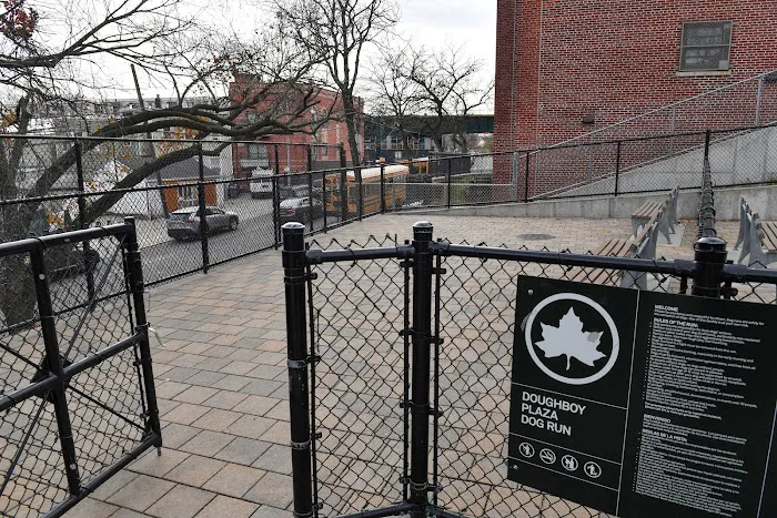 Doughboy Plaza Dog Run Picture 5