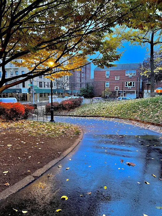 Doughboy Plaza Picture 3