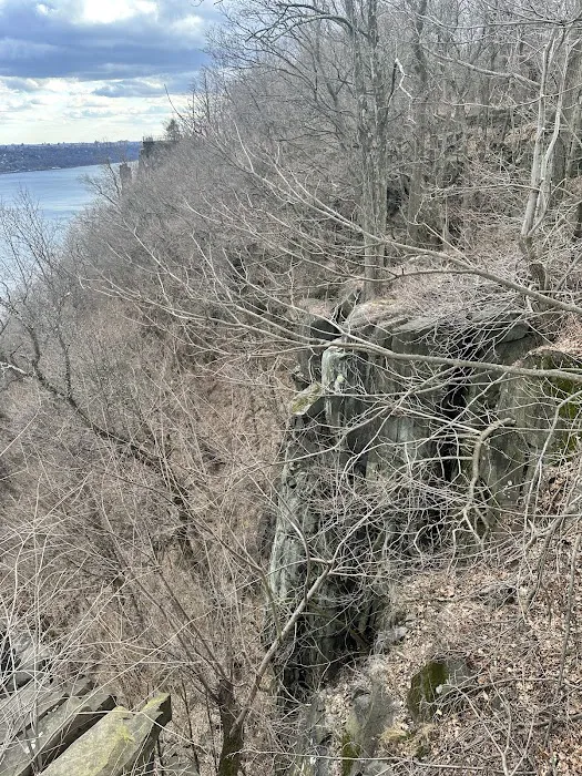 Palisades overlook Picture 4