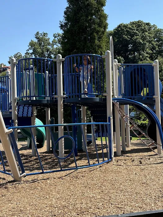 MacEachron Park Picture 6