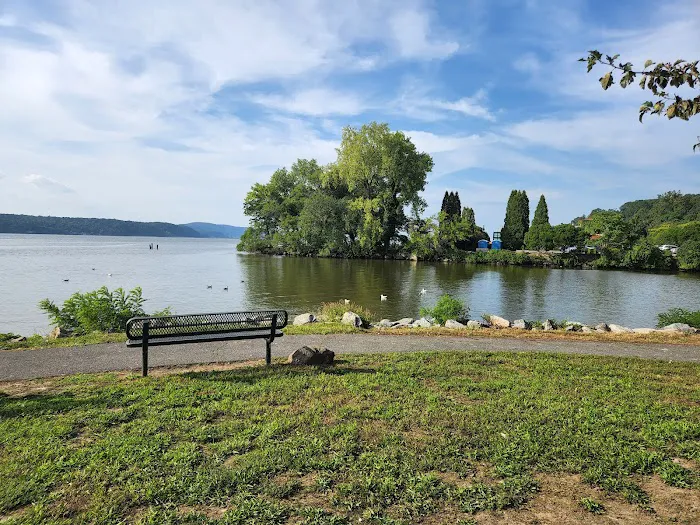 MacEachron Waterfront Park Picture 9