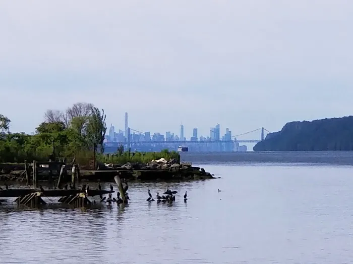 MacEachron Waterfront Park Picture 3