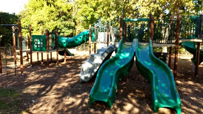 Battle Hill Park Picture 4