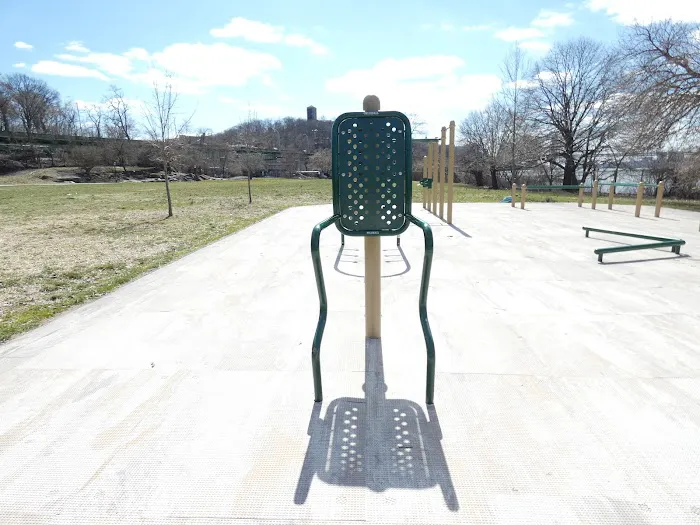 Outdoor Fitness Equipment Picture 3